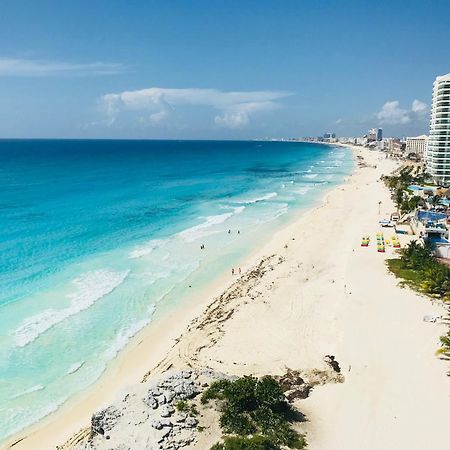 2 Story Oceanfront Penthouses On Cancun Beach! المظهر الخارجي الصورة