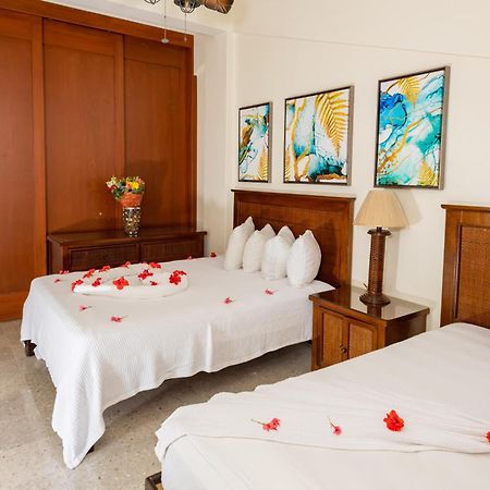 2 Story Oceanfront Penthouses On Cancun Beach! المظهر الخارجي الصورة