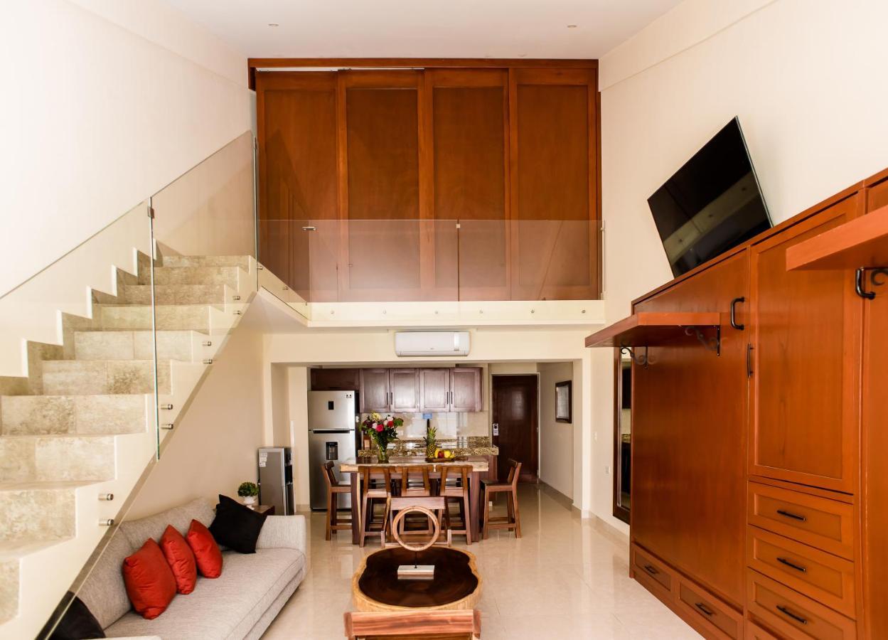 2 Story Oceanfront Penthouses On Cancun Beach! المظهر الخارجي الصورة