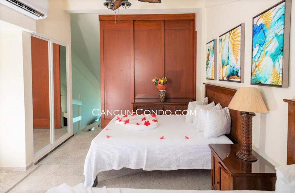 2 Story Oceanfront Penthouses On Cancun Beach! المظهر الخارجي الصورة
