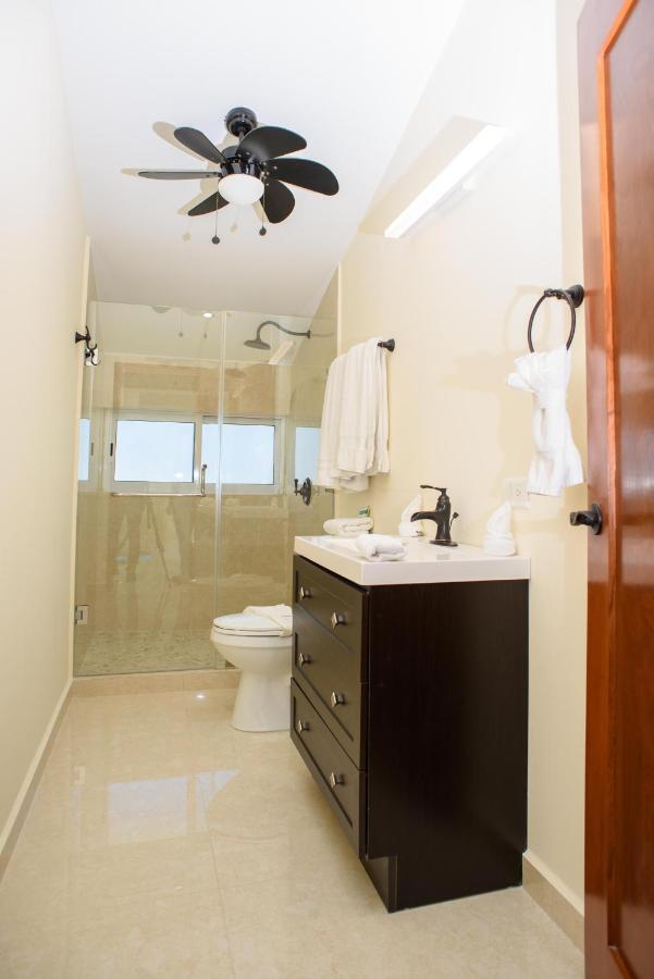 2 Story Oceanfront Penthouses On Cancun Beach! المظهر الخارجي الصورة